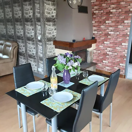 De Lonzanges Vakantiehuis Lanobre