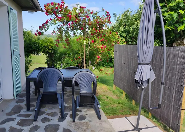 Дом отдыха De Lonzanges *